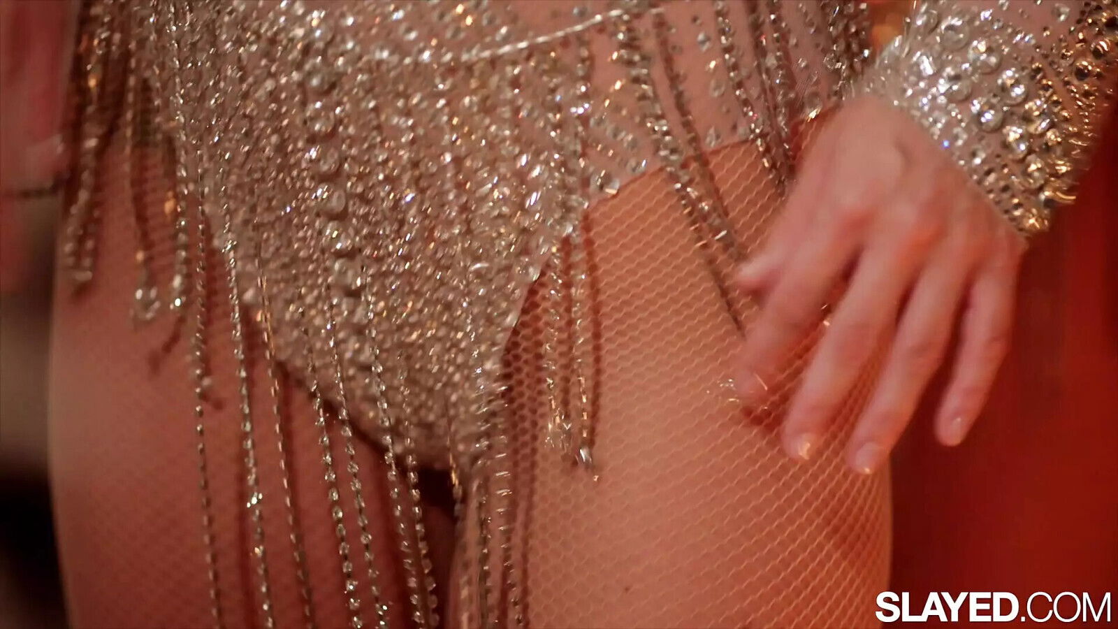 VIXENPLUS Elsa Jean's perfect pussy lips fuck with Allie Nicole