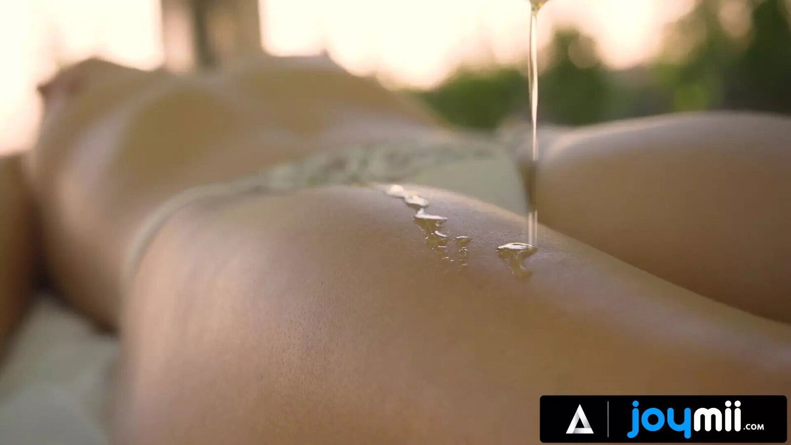 Perfect Alexis Crystal Takes a Big Cock Deep in Her Tight Ass after Sensual M...