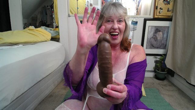 Worshipping Hennys Beautiful Black