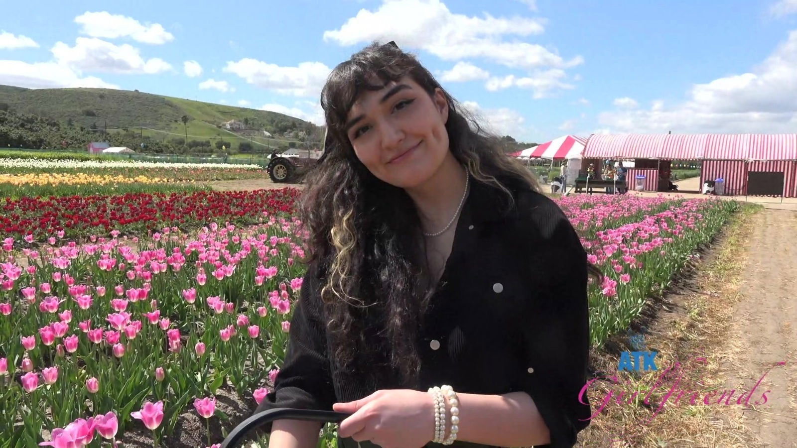 Petite brunette Zoey Jpeg takes wild ride