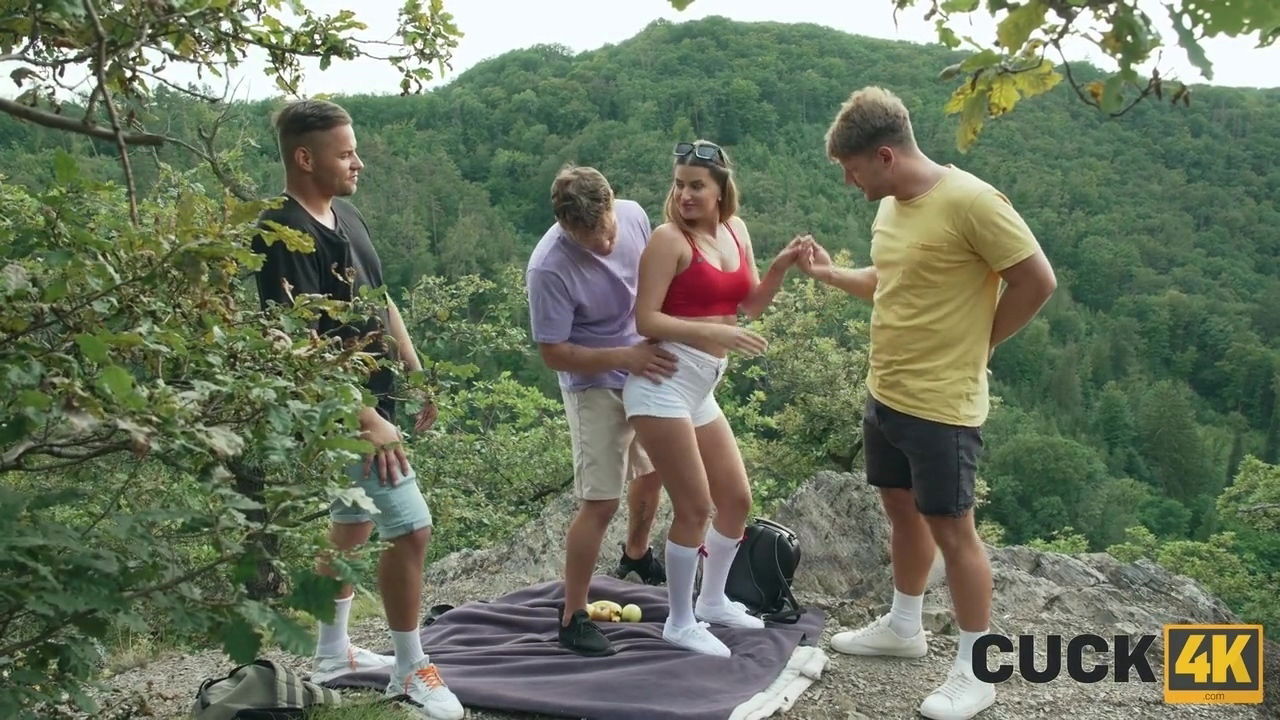 Forest Encounter Tvoricceli