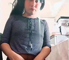 Chico se viste de mujer por primera vez