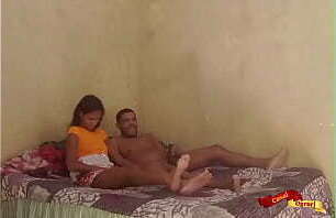 enteada bunda pequena padrasto penetrante