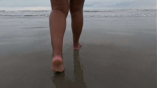 Fiquei peladinha andando carro pela cidade praia pegando motorista