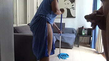 Kurdish muslim maid lets her German boss fuck her with his big dick