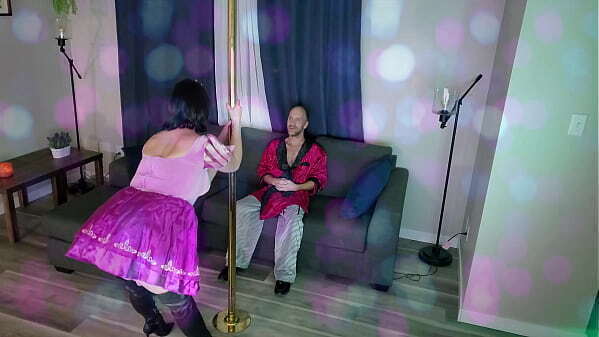 Sarah Anderson Strips &amp_ Dances Pole First Time!