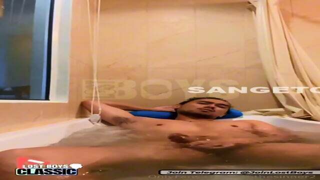 Indonesia Bapak Tiri Coli Lihat Bujang Bugil Dikamarnya