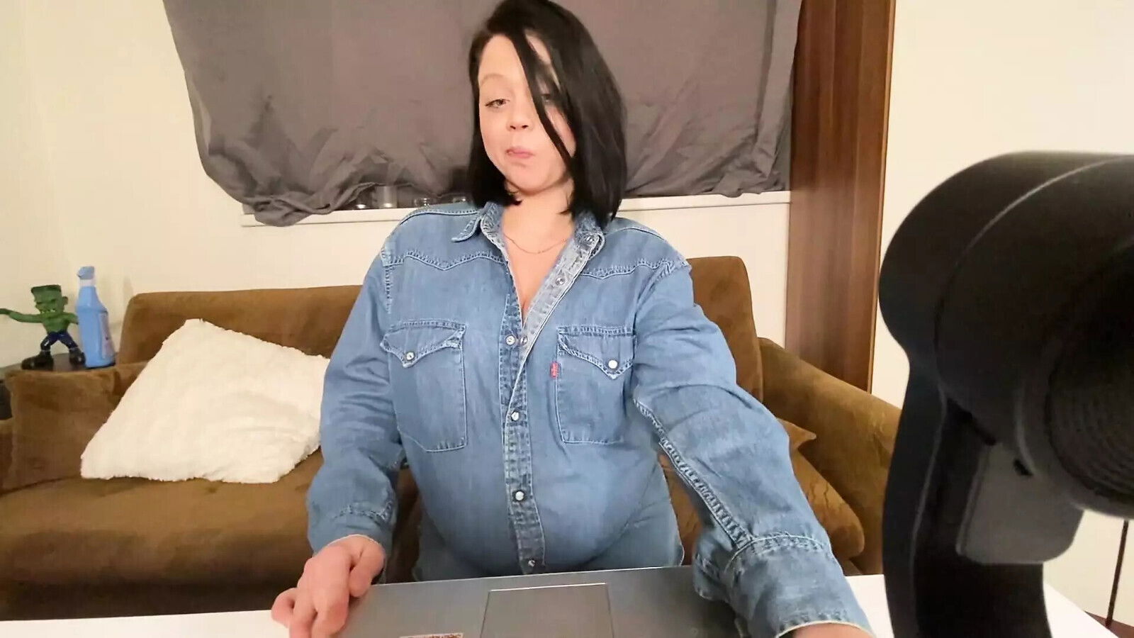 Month Pregnant Video Show WebCam Shione Cooper