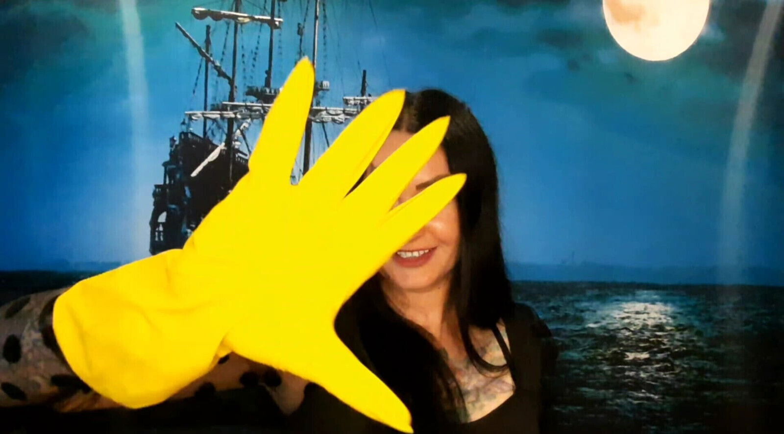 Yellow rubber gloves fisting. want feel them yourself? Dominatrix Nika glove fetish.