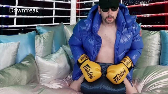 It's Knockout Satin Boxing Ring