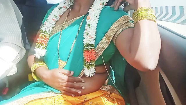 Indian beautiful stranger aunty telugu dirty talks, కార్ దెంగులాట బూతులు