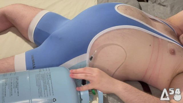 Inflating belly (singlet edition)