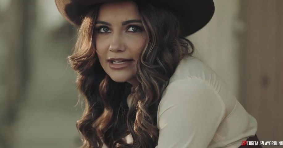 Gold Diggers: Wild Wild West Interracial Threesome Episode with Cowboy: Abigail Mac, Ricky Johnson, Ritchie