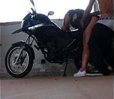 Novinha na casa abandonada (telefone no comentario)