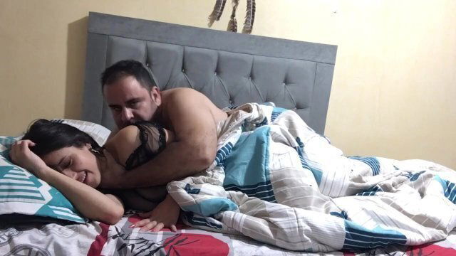 stepdad fucks pussy fills with