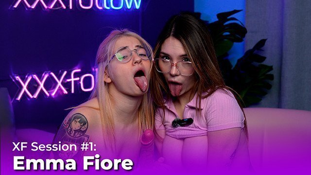 Emma Fiore Dani Ortiz indican como masturbarte entre besos calientes tetas grandes XXXFollow 