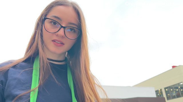 coffee shop employee into drain balls