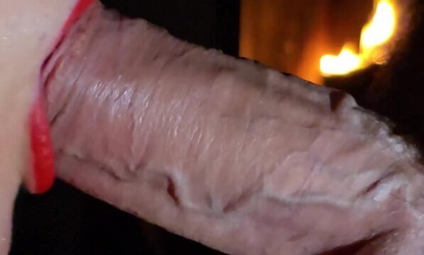 amateur milf close blowjob