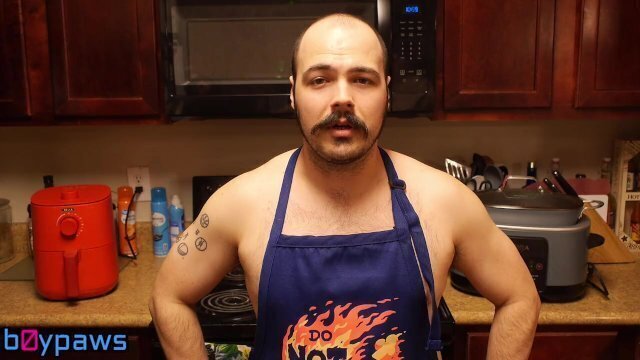 Cooking with Boypaws: Knuckle Sandwich