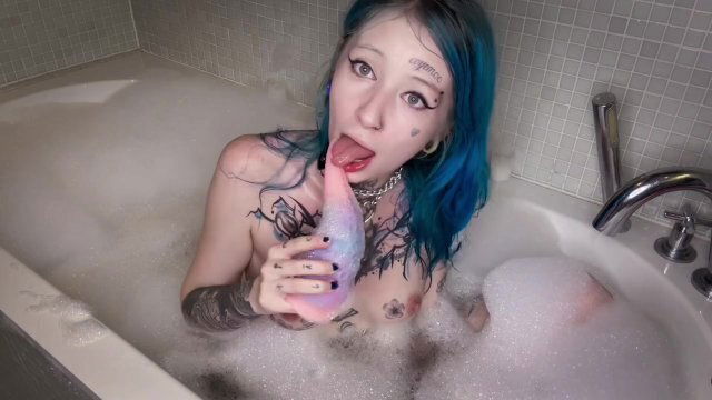 💛💦PEE💦💛 TIME💦😈