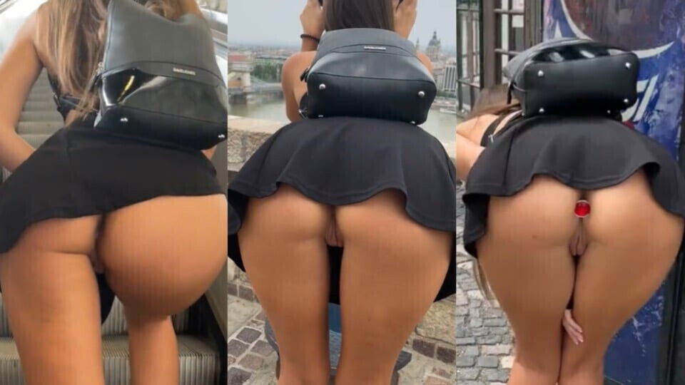 Perfect Body Teen Flashing Before Public Blowjob Open Elevator