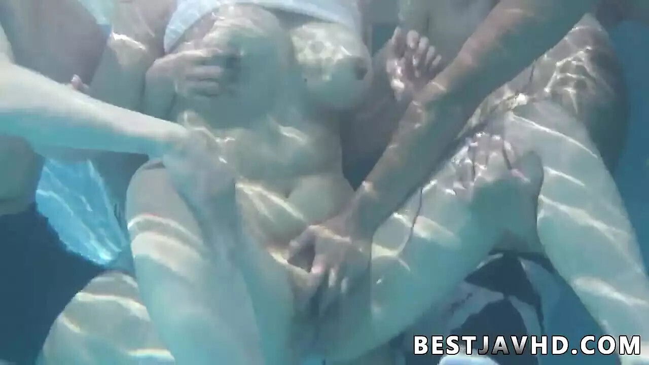 Sexy Japanese MILF Suzuna Komiya blows pool super-steamy clip.