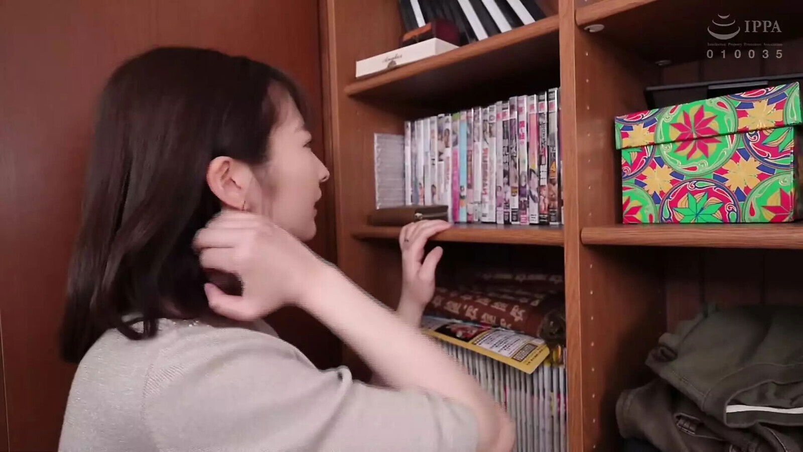 Suehiro Wife Next Door Walks Into Apartment Mistake -part2