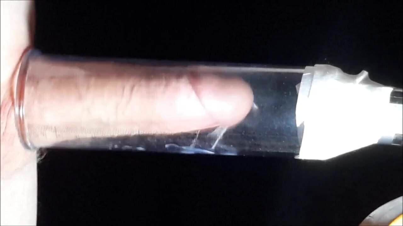 CUMSHOT WITH VACUUM CLEARNER