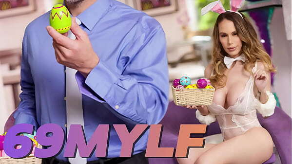 MILF Wife Play Naughty Game