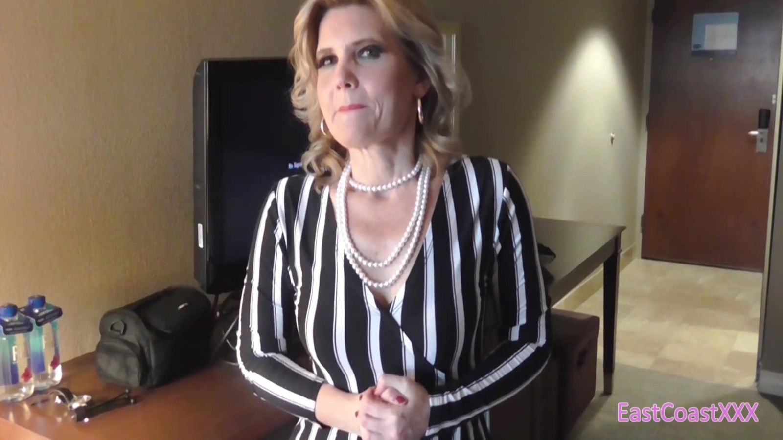 Alby Daor In Secret Slut Hotel Manager