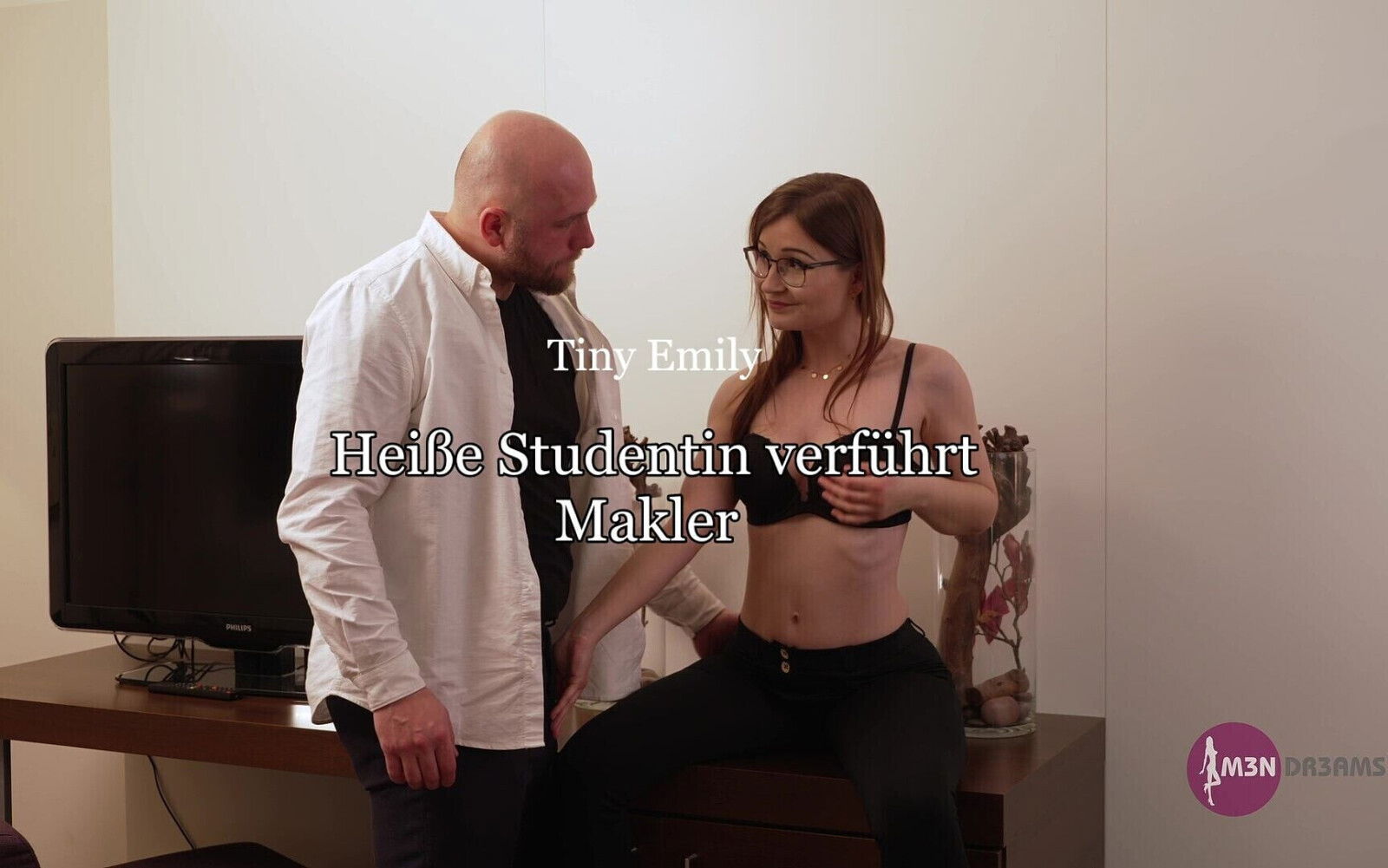 Student Seduces Broker