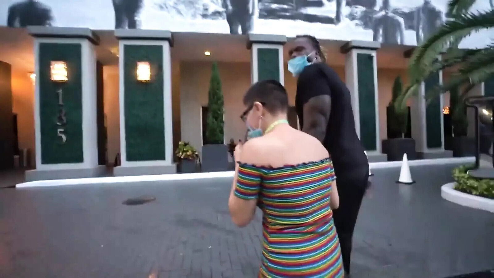 Buzz Teen Wearing Glasses Gets Huge