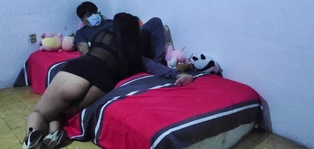 HIJASTRA DISCCUTE DESQUITA FOLLANDO PADRASTRO