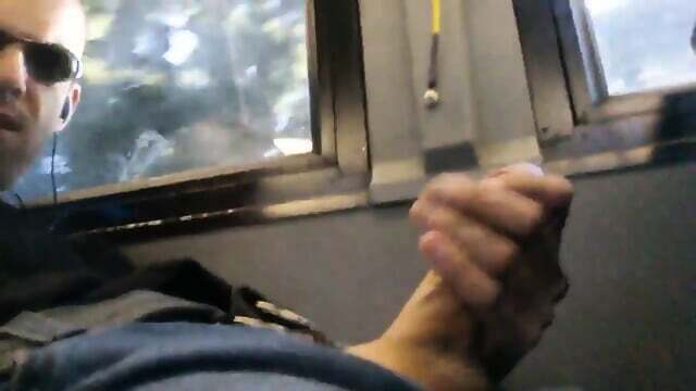 Str8 Big-Cock Hunk Strokes