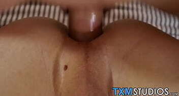 Pretty looking twink dick rides wildly