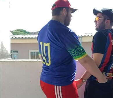 Urs&atilde_o maloka comendo branquinho tatuado laje (COMPLETO RED)