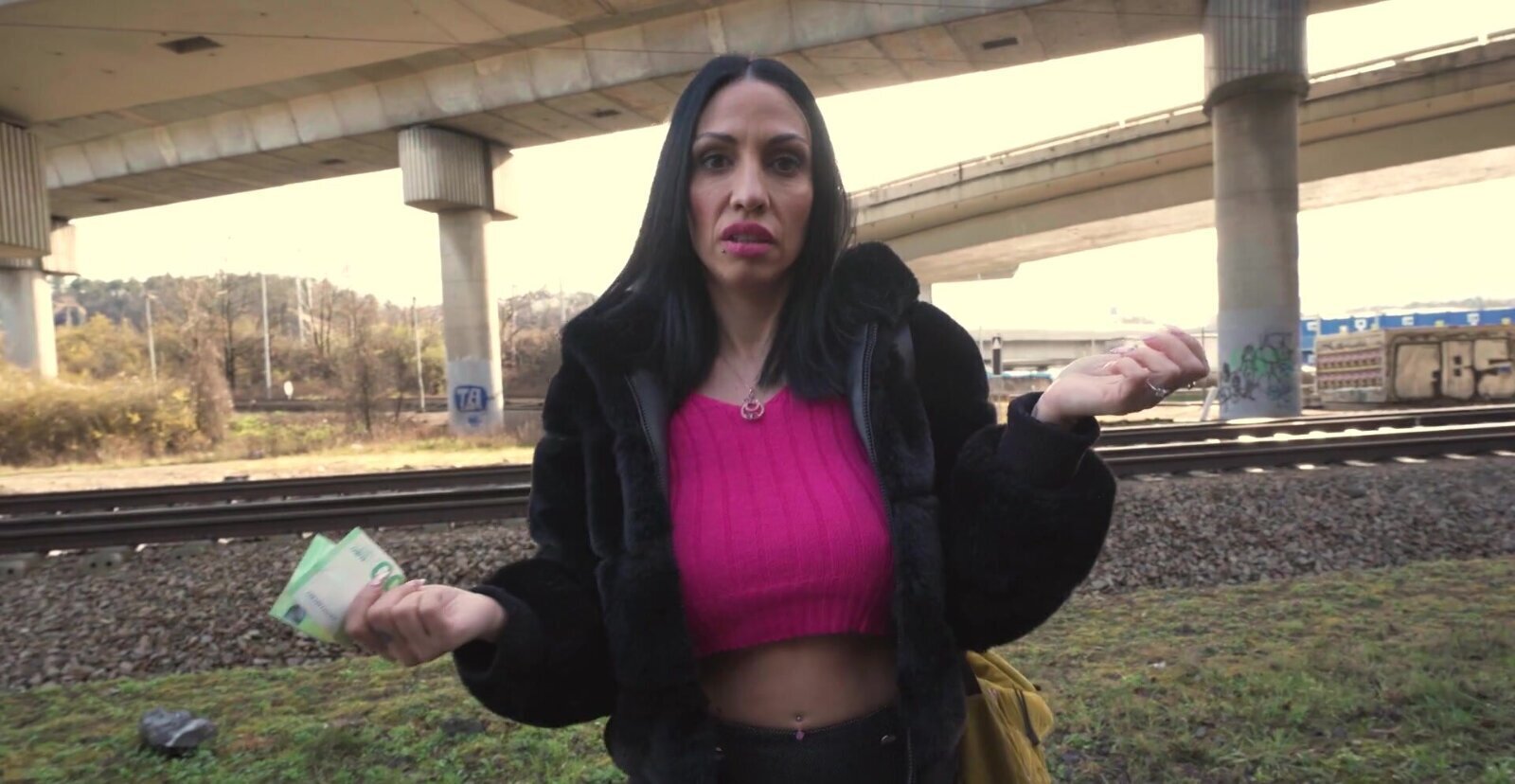 Hardcore dicking video with horny Giulia Diamond