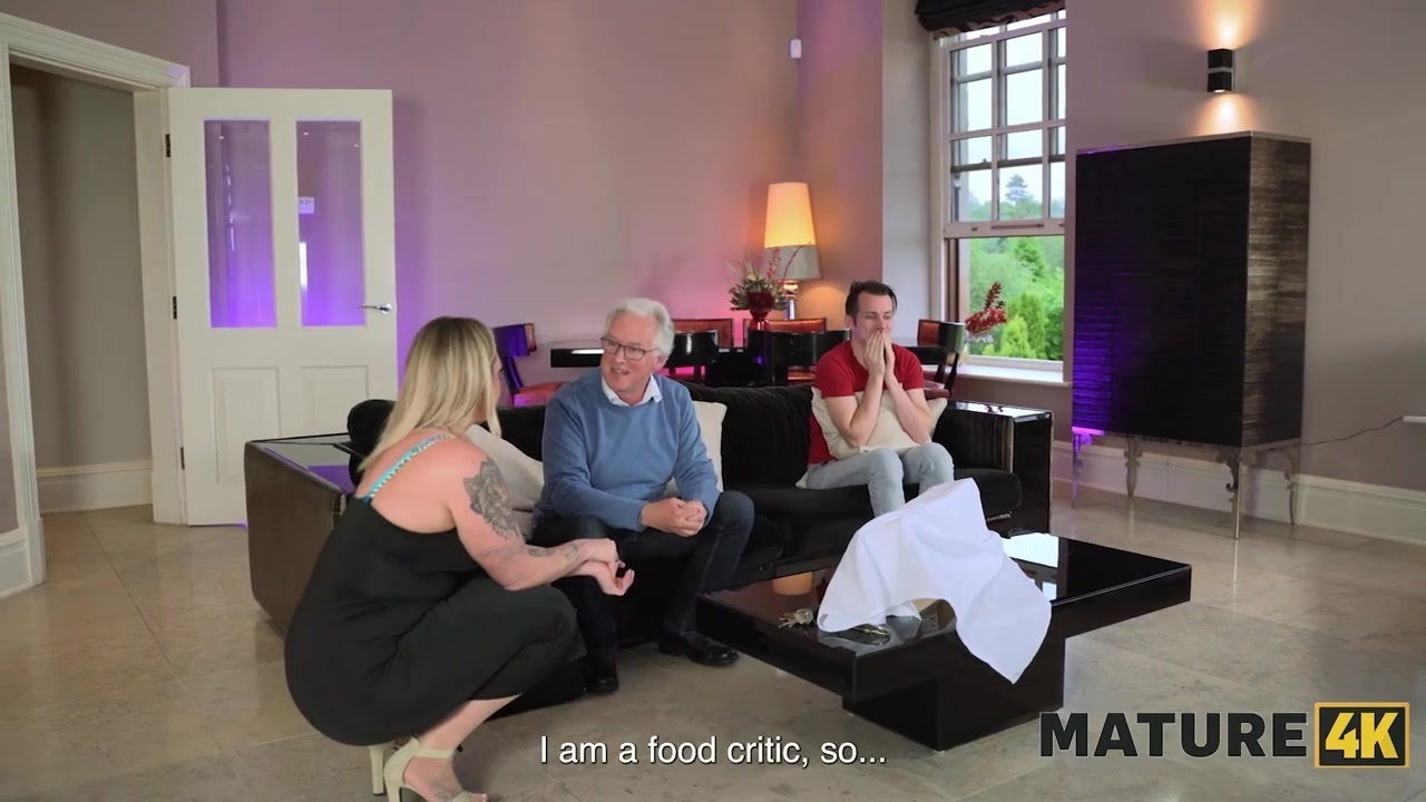 MATURE4K. Sexy April Velvet running horny business tight pussy make profits