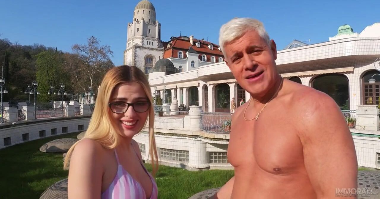 Crazy Slut Mina Nerdy blonde Mina hardcore hookup