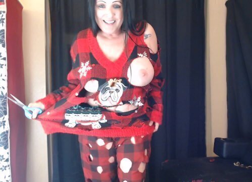 Milf Destroys Super Cute Holiday Sweater Cutting Holes