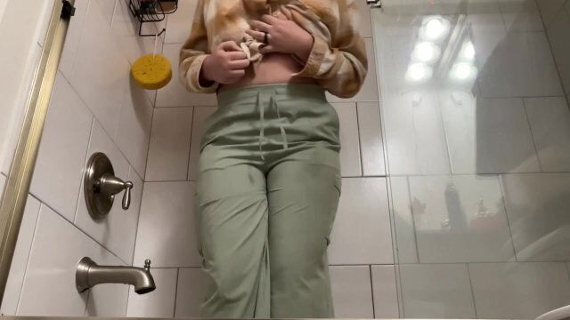 After long classes, totally just CANT HOLD anymore!!! Watch struggle PEE!!