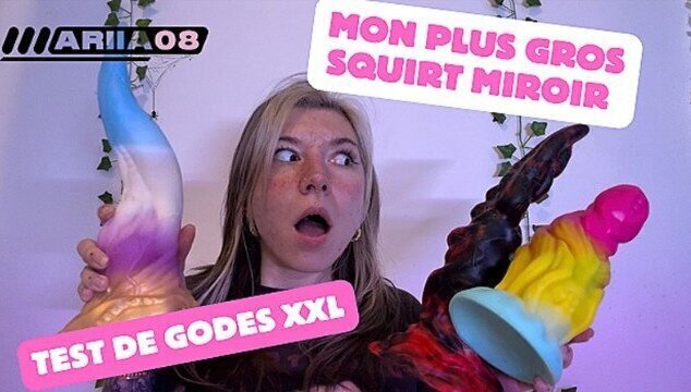 Petite française squirt gicle miroir chevauchant énorme gode crash toys