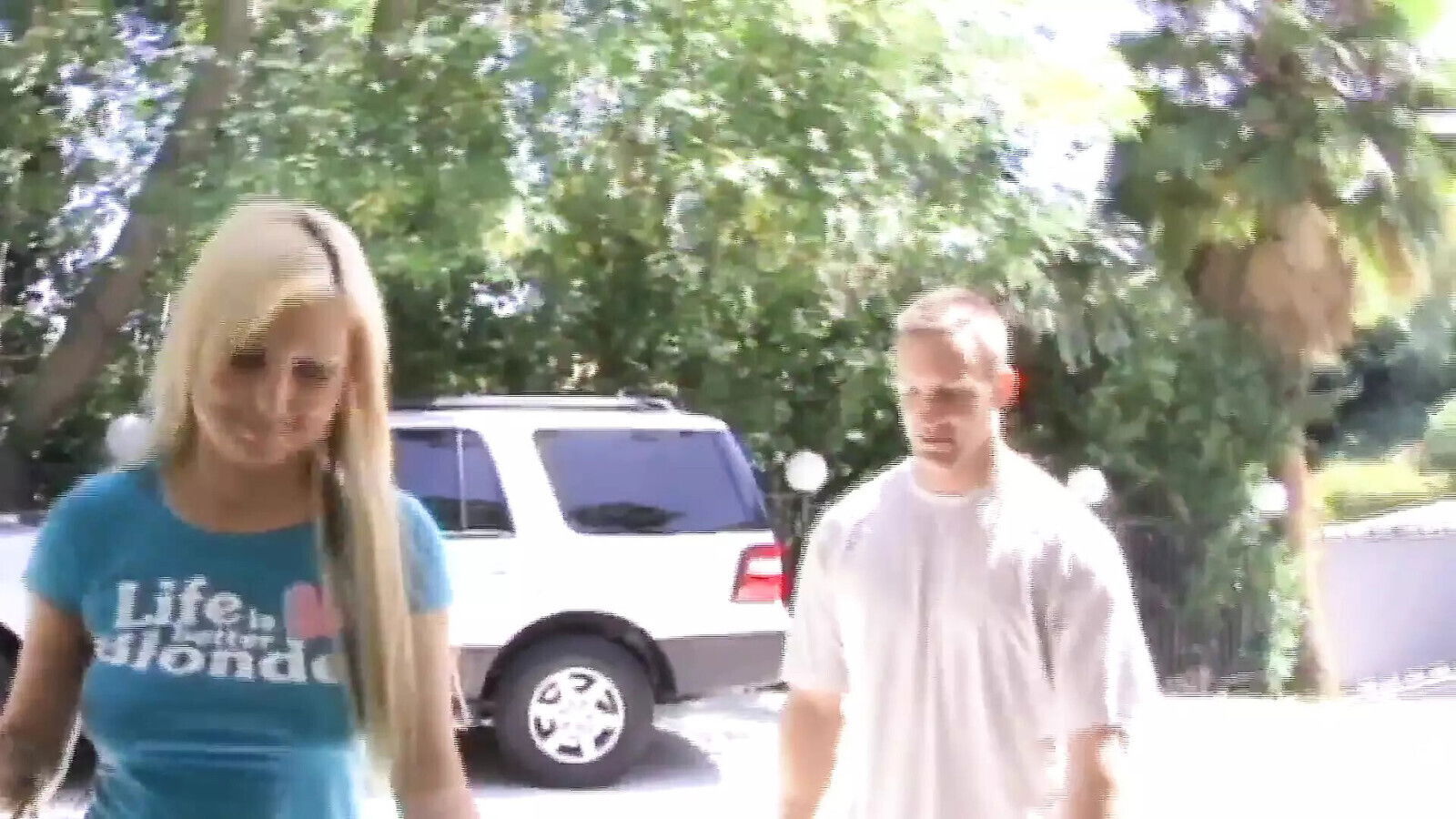 Kendra Devons uninhibited blonde woman gets pussy