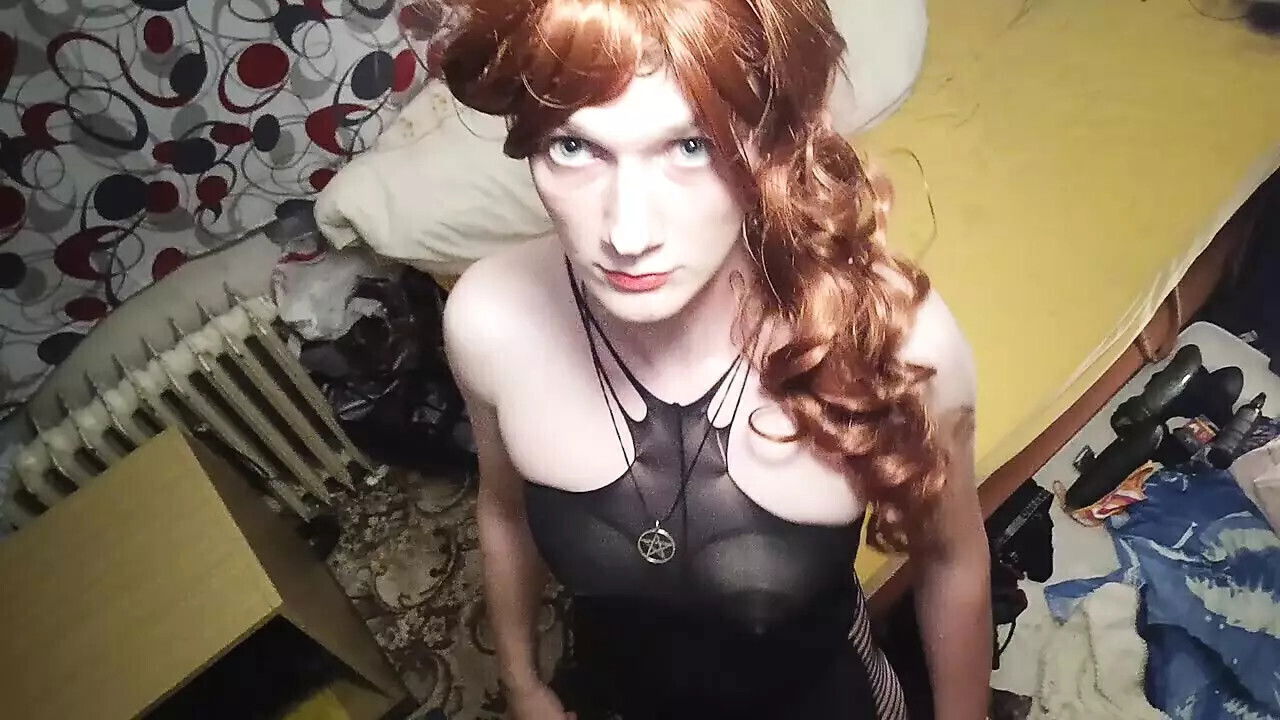 Roza fucks herself ass.