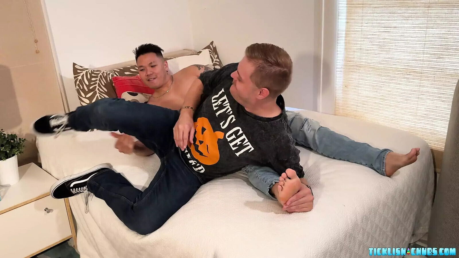 Milus Slinger Loves Attention Ryder Giving Feet