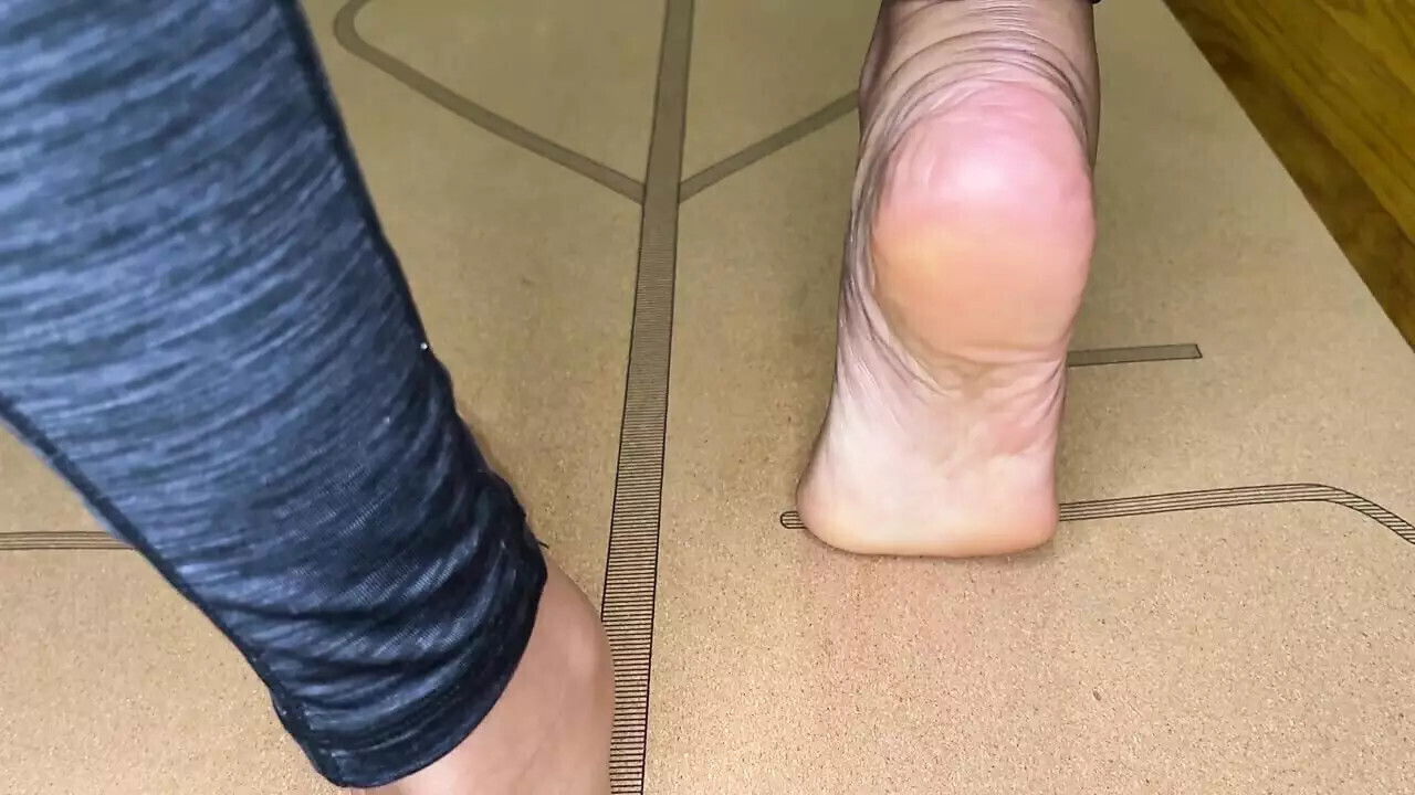 Ebony Girl Does Yoga Feet Stretches