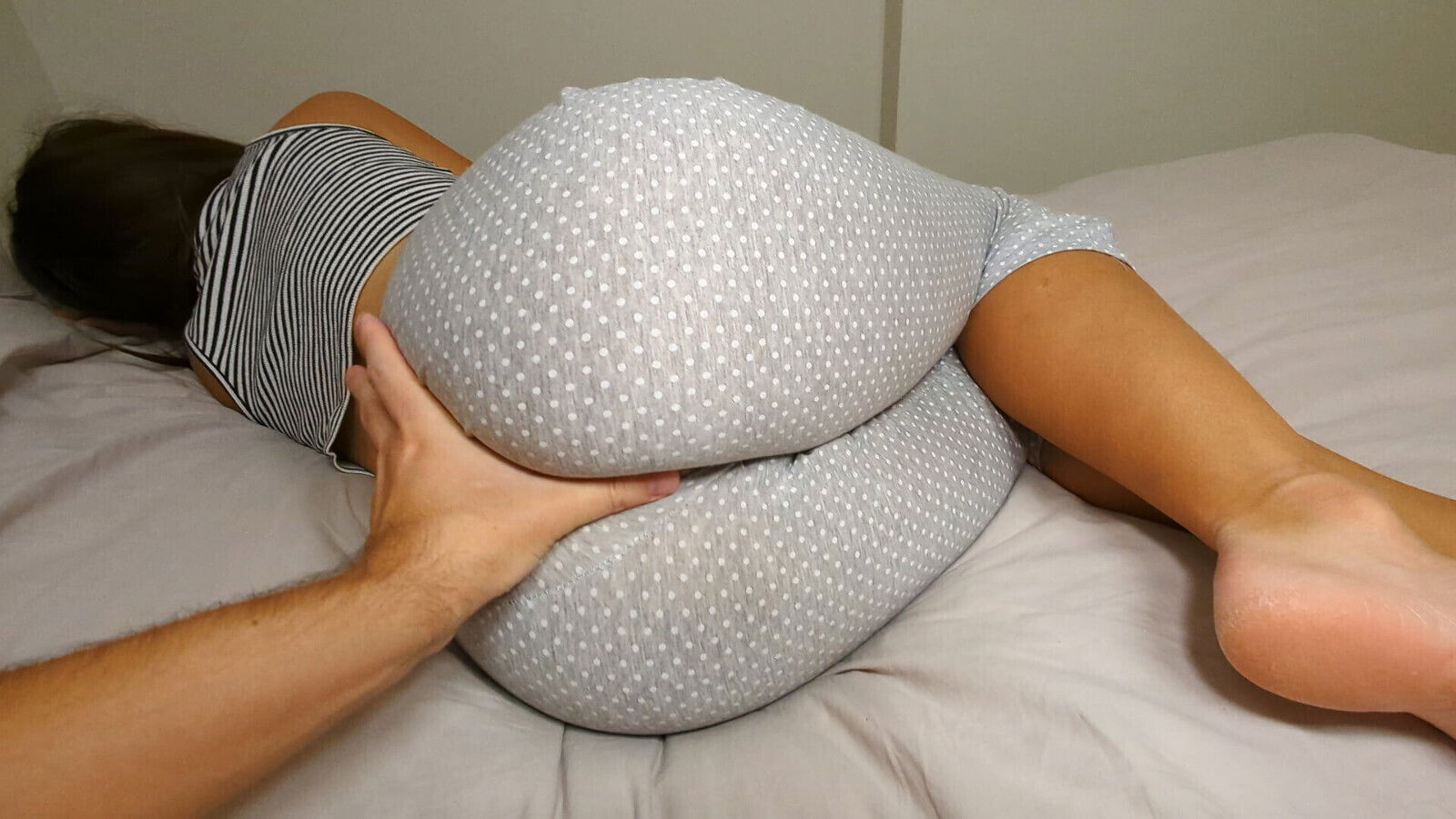 Milf shares with neighbor while husband home