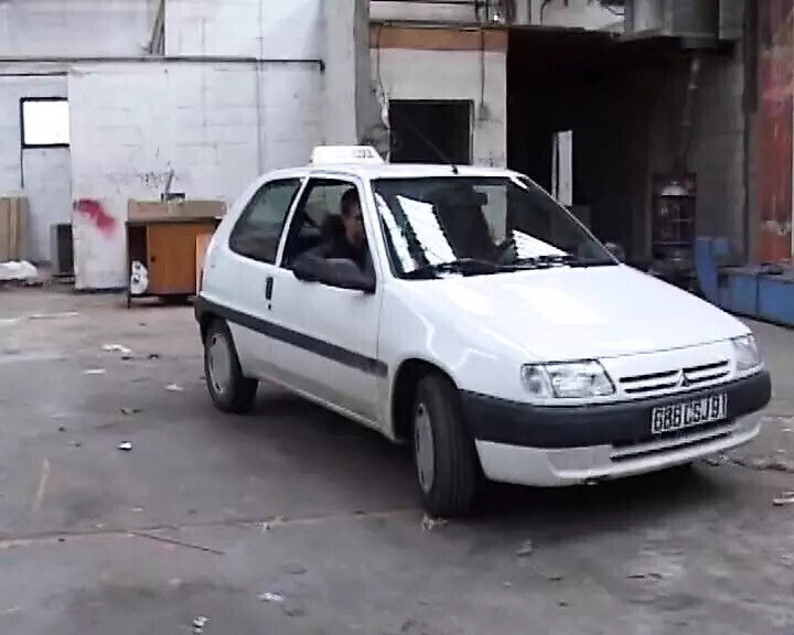 Hottest Redhead French enjoys back seat