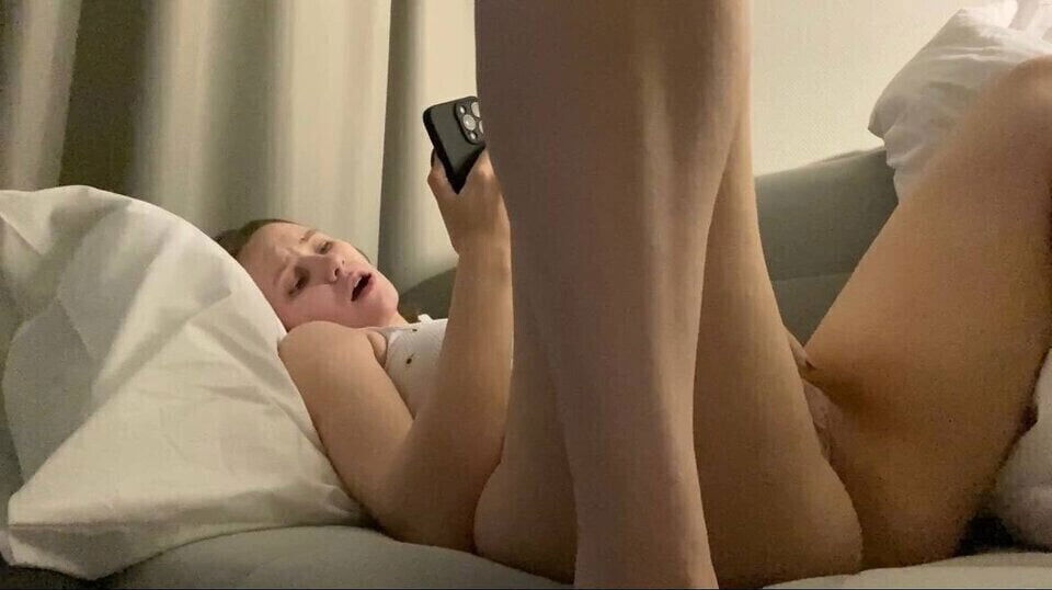 Look little sister while watches porno