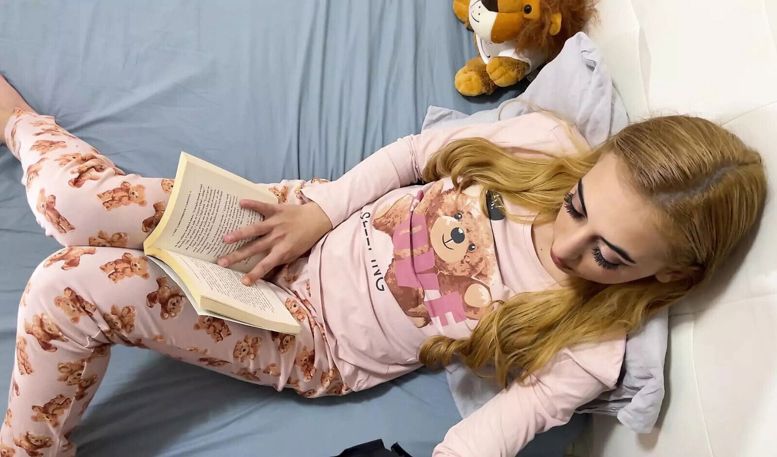 Sexy Petite Girl gives Handjob Playing Balls Massaging Dick